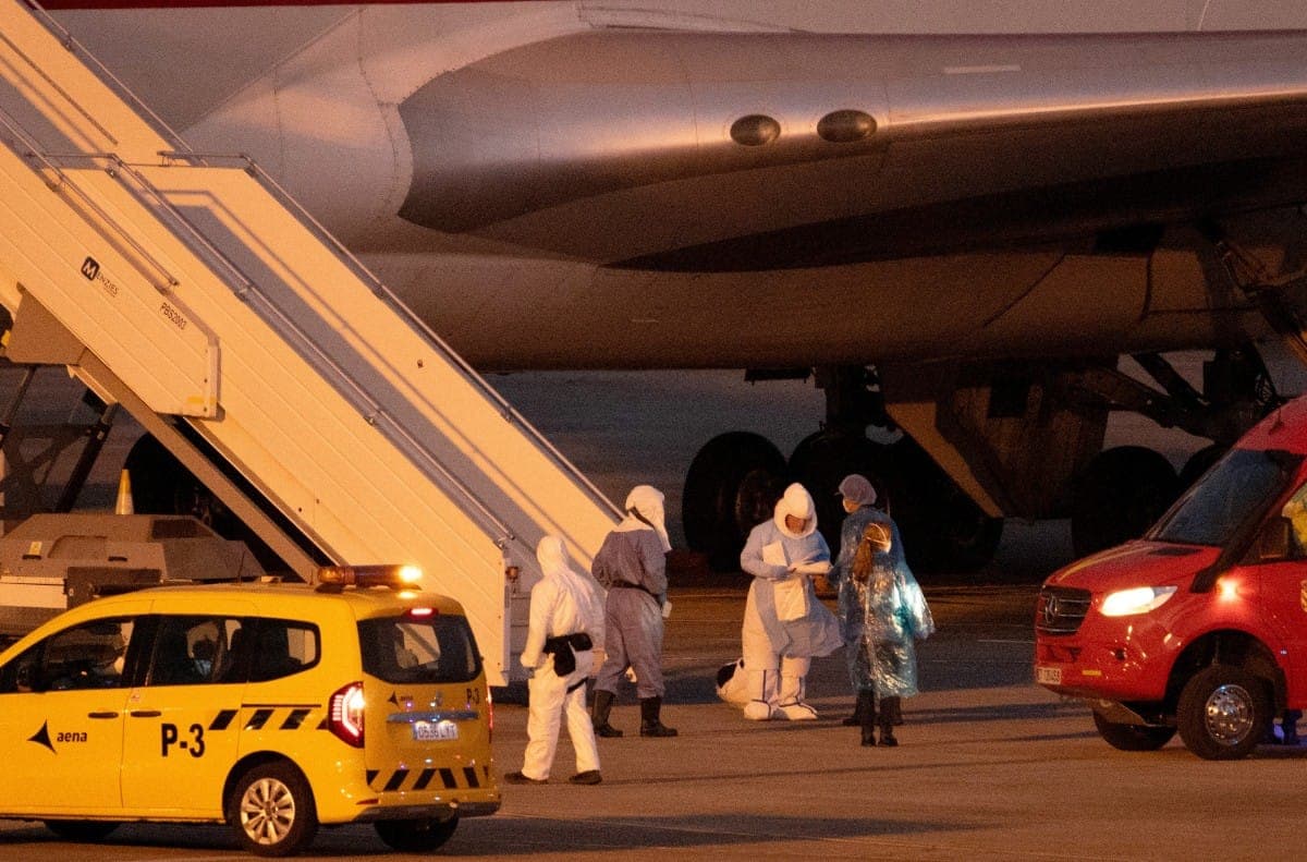 American passengers evacuated from M/V Hondius for hantavirus monitoring