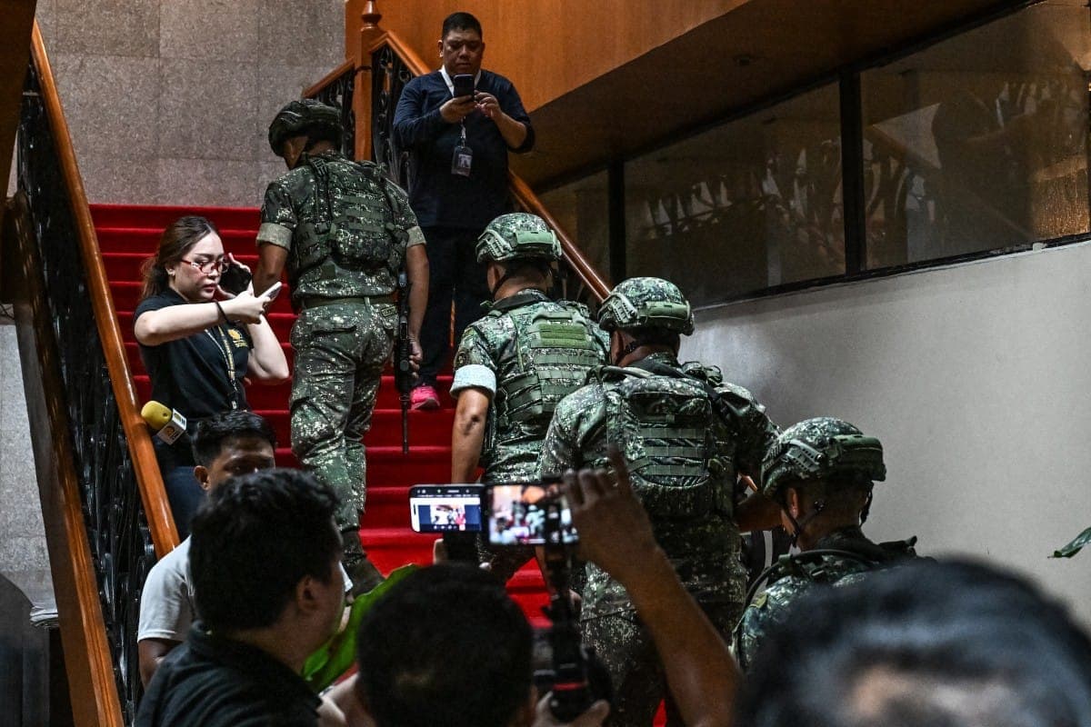 Philippine Senator Ronald dela Rosa Evades Arrest Amid Senate Gunfire