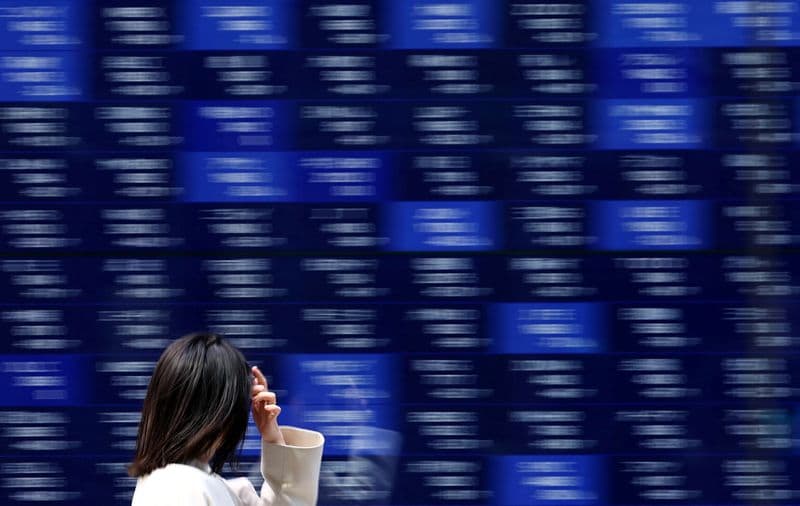 Global Stock Markets Rally as Oil Prices Stabilize Amid US-Iran Peace Negotiations