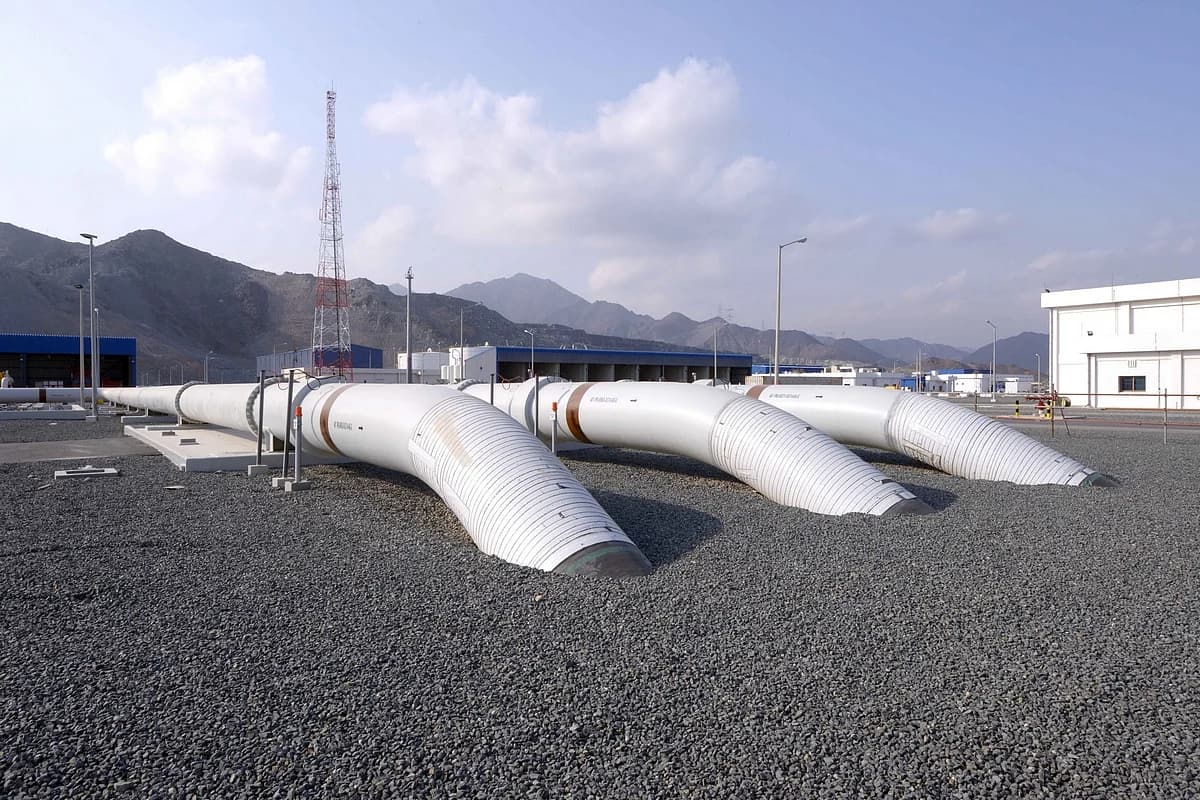 Falling Debris from Air Defense Interception Injures Three Workers at Abu Dhabi's Habshan Gas Complex