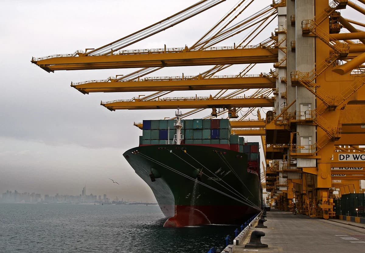 UAE plans to eliminate reliance on Strait of Hormuz for energy exports