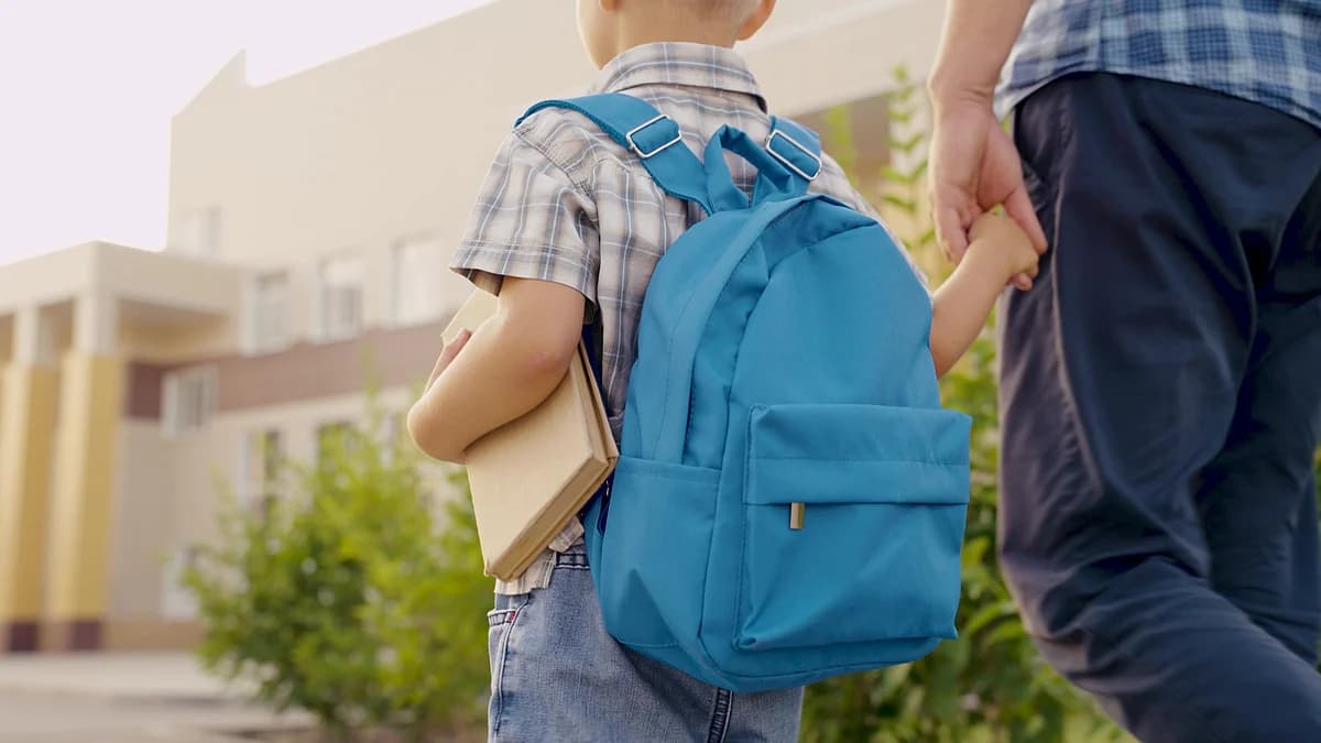 A visual representation of the UAE's new school admission age cut-off and its impact on children's education.