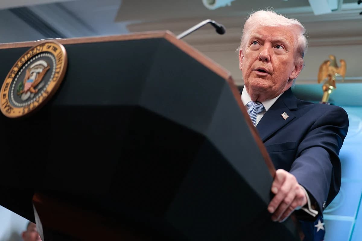 Trump Announces Conditional Two-Week Suspension of Bombing Campaign Against Iran Amid Pakistani Mediation