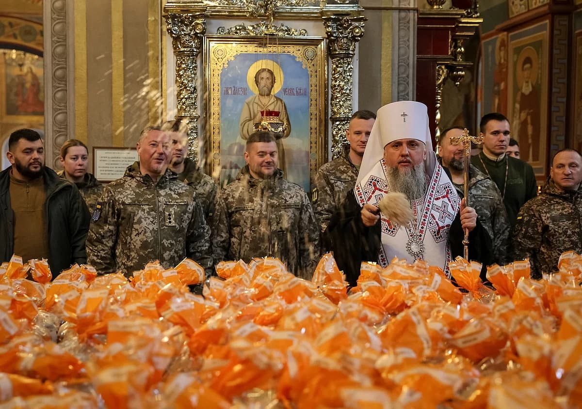 Putin Declares 32-Hour Ceasefire in Ukraine for Orthodox Easter