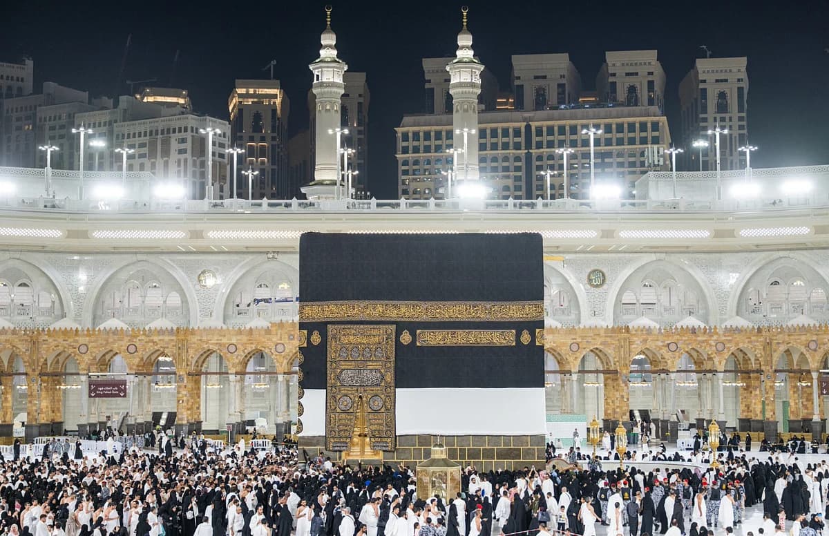 Saudi Arabia Begins Hajj 1447 AH Pilgrim Arrival Phase
