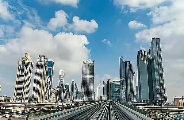 UAE Weather Forecast Predicts 33°C Highs in Dubai and Abu Dhabi