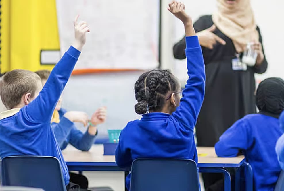 KHDA Requires Dubai Private Schools to Provide Hybrid Learning Options Amid Phased Reopening