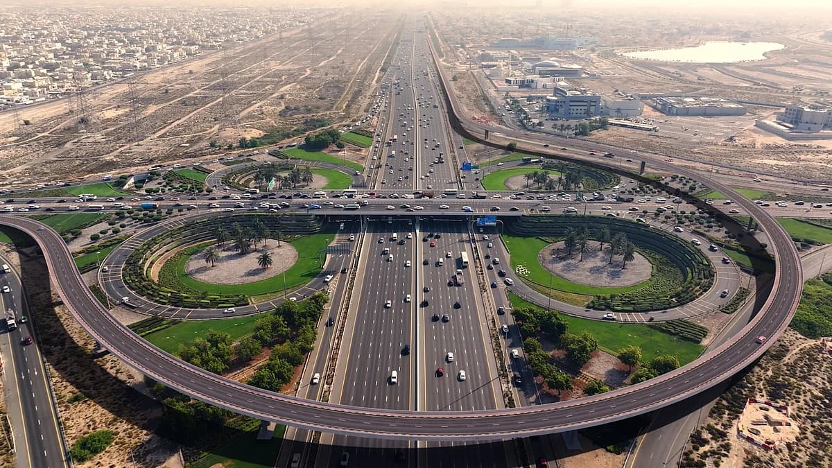 Dubai RTA completes major upgrade of Hessa Street to enhance traffic flow