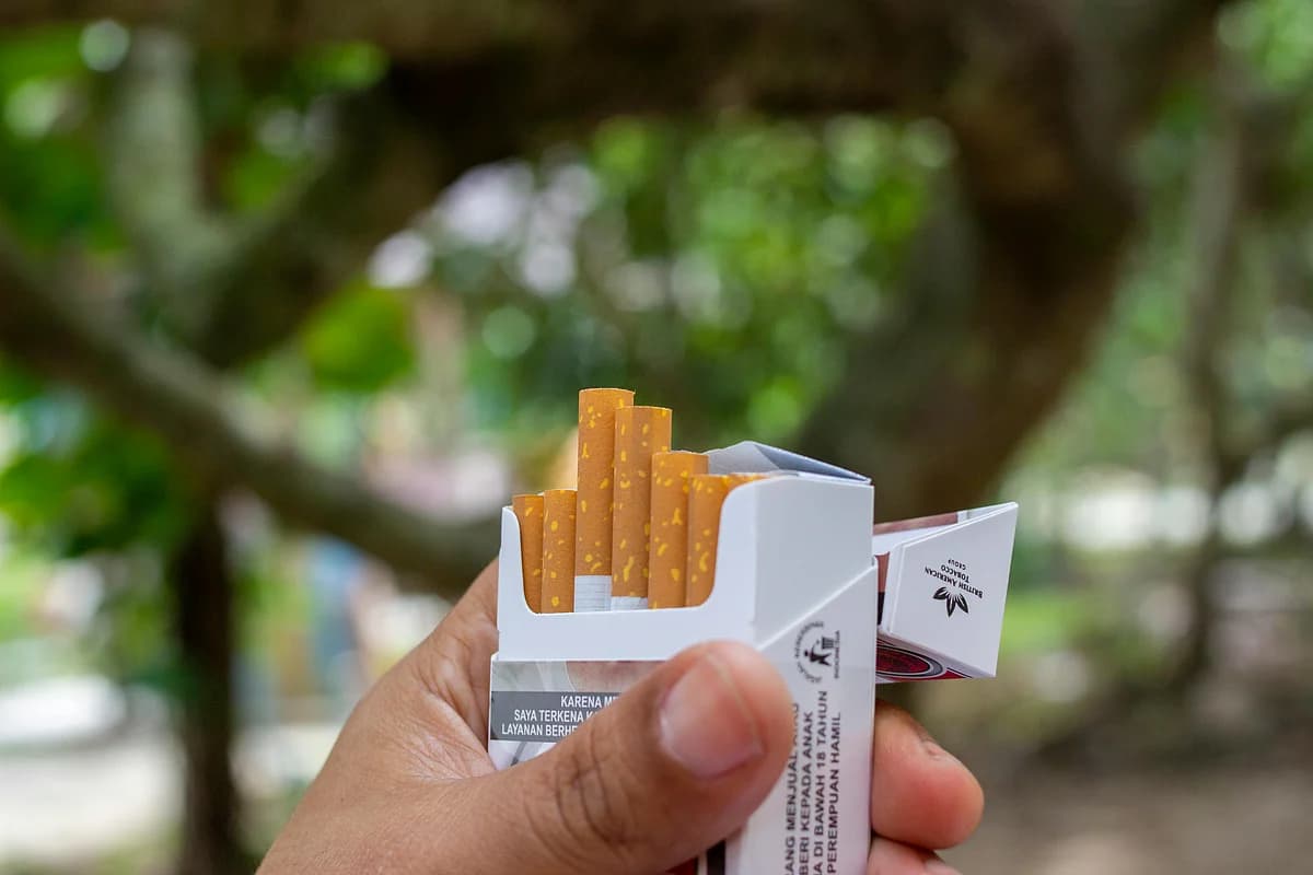 UK Enacts Lifetime Smoking Ban for Future Generations