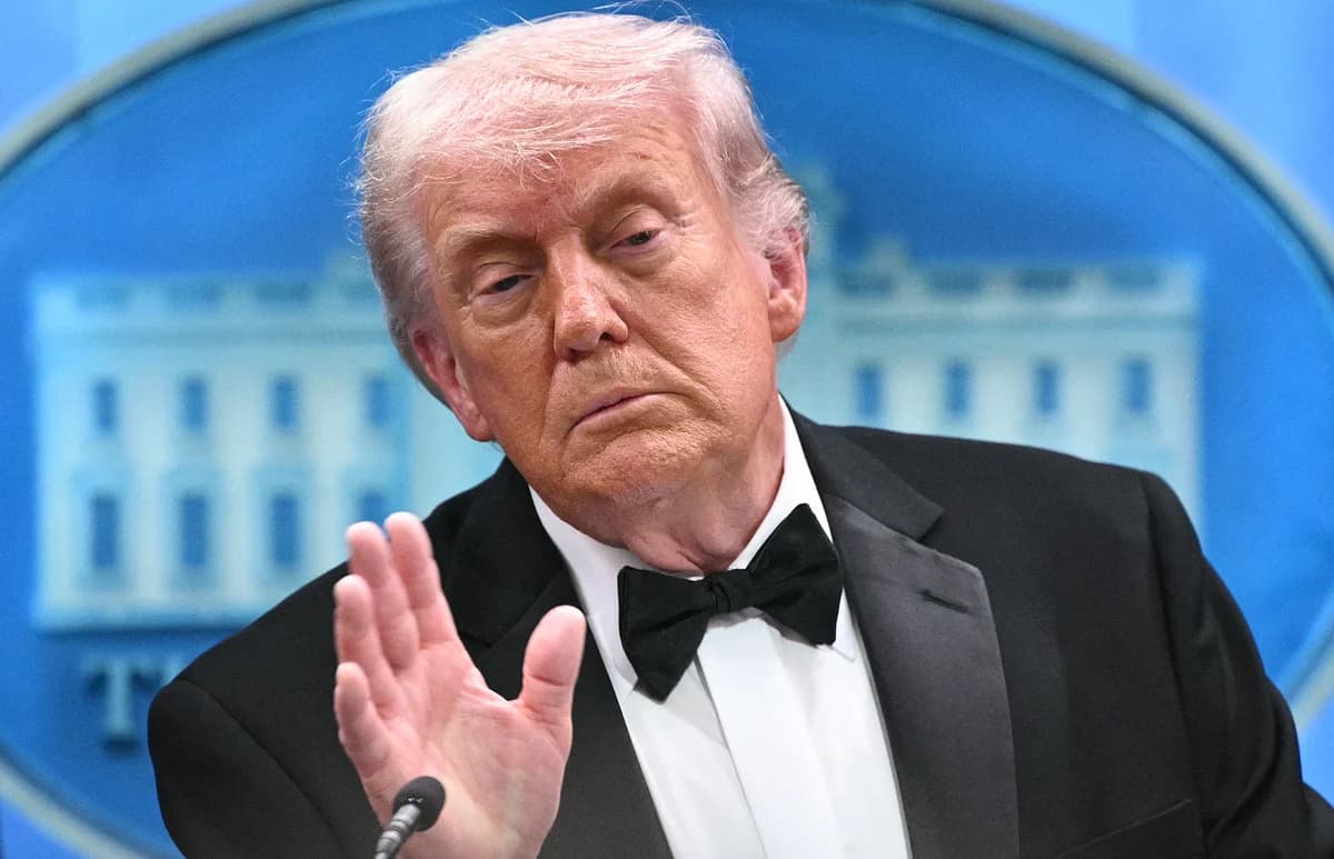 Trump Claims Iran Seeks Reopening of Strait of Hormuz Amid Ceasefire Stalemate