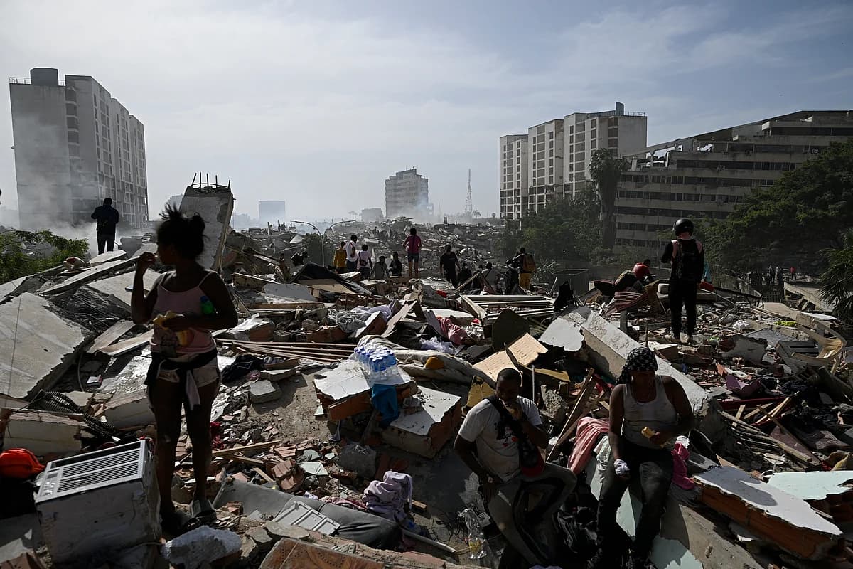 Aerial view of the devastation caused by the twin earthquakes in Venezuela.