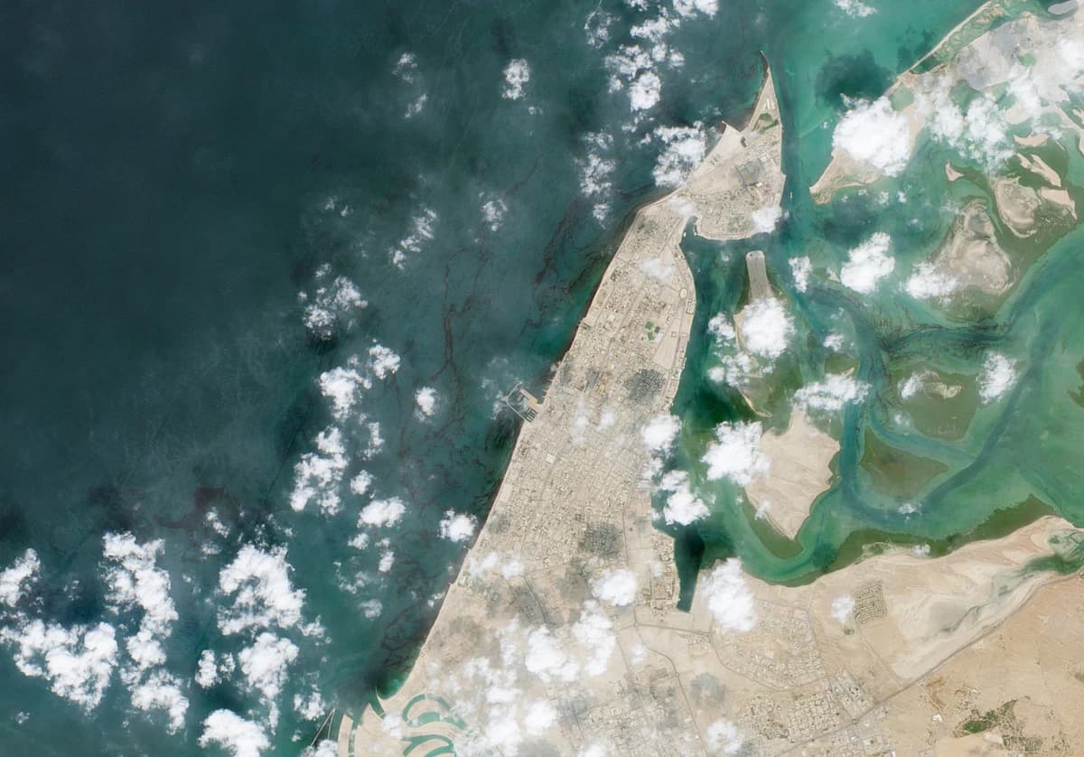 Clean graphic card displaying text about UAE oil spill beach closures across northern emirates coastline