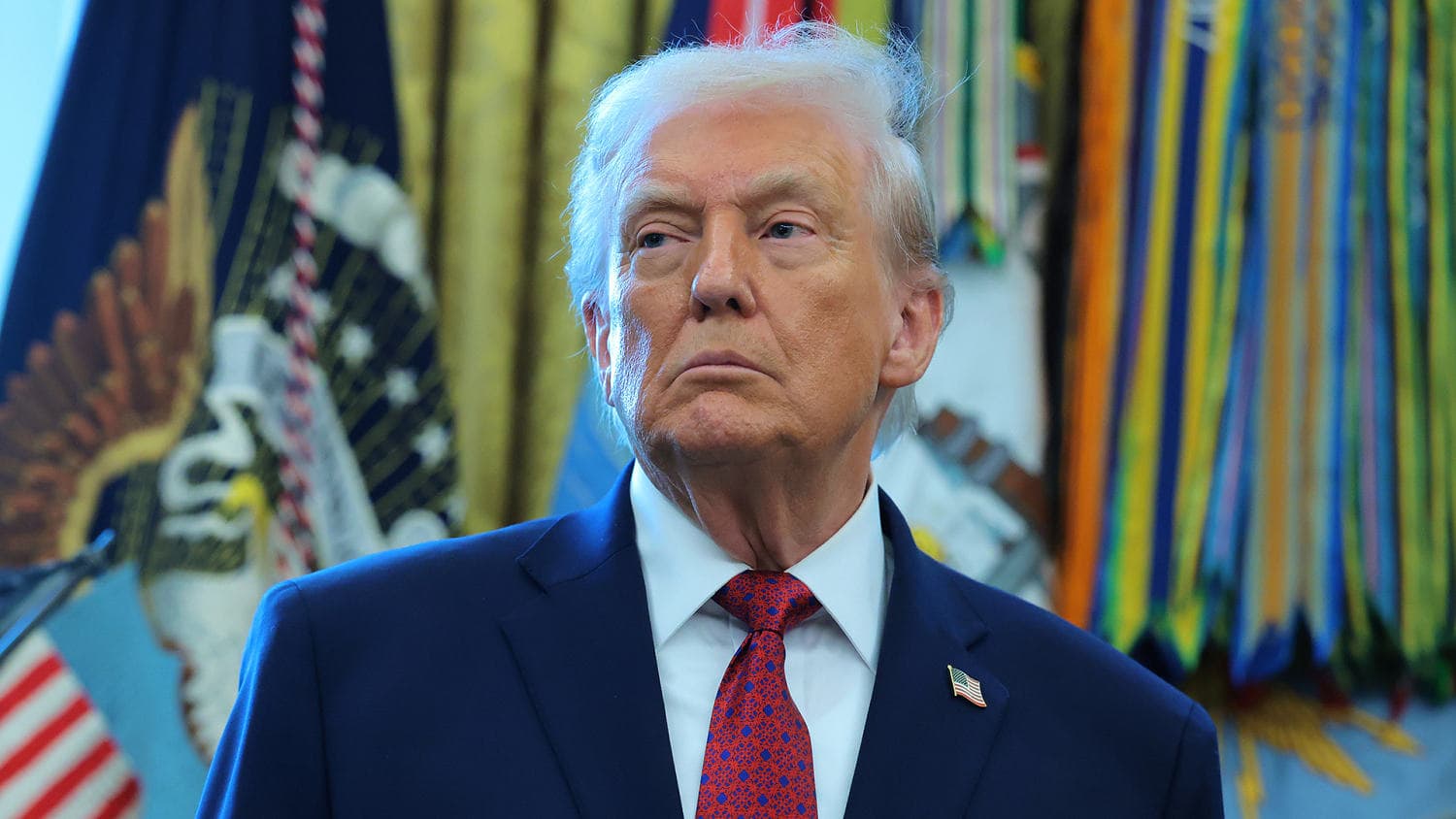 Trump Announces Continued U.S. Military Presence Around Iran Amid Ceasefire Negotiations