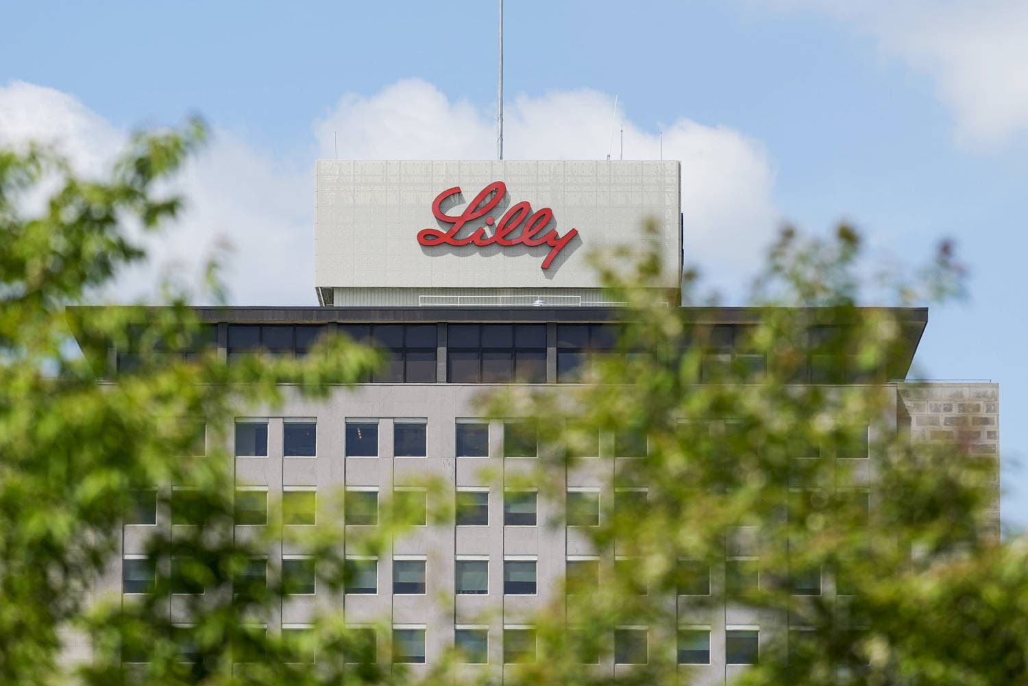 FDA Approves Eli Lilly's Foundayo as Second Oral GLP-1 Agonist for Obesity Treatment