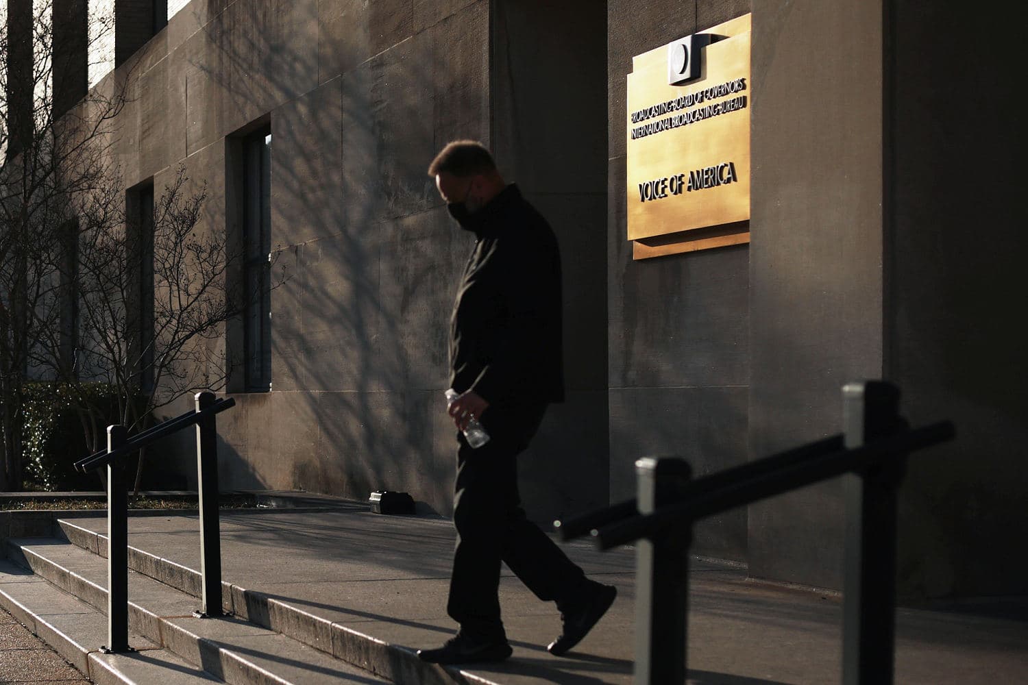 U.S. Court Orders Reinstatement of Over 1,300 Voice of America Employees
