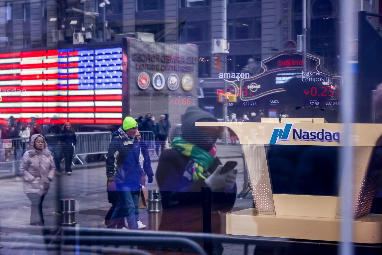 Nasdaq Composite Enters Correction Amid U.S.-Iran War and Rising Oil Prices