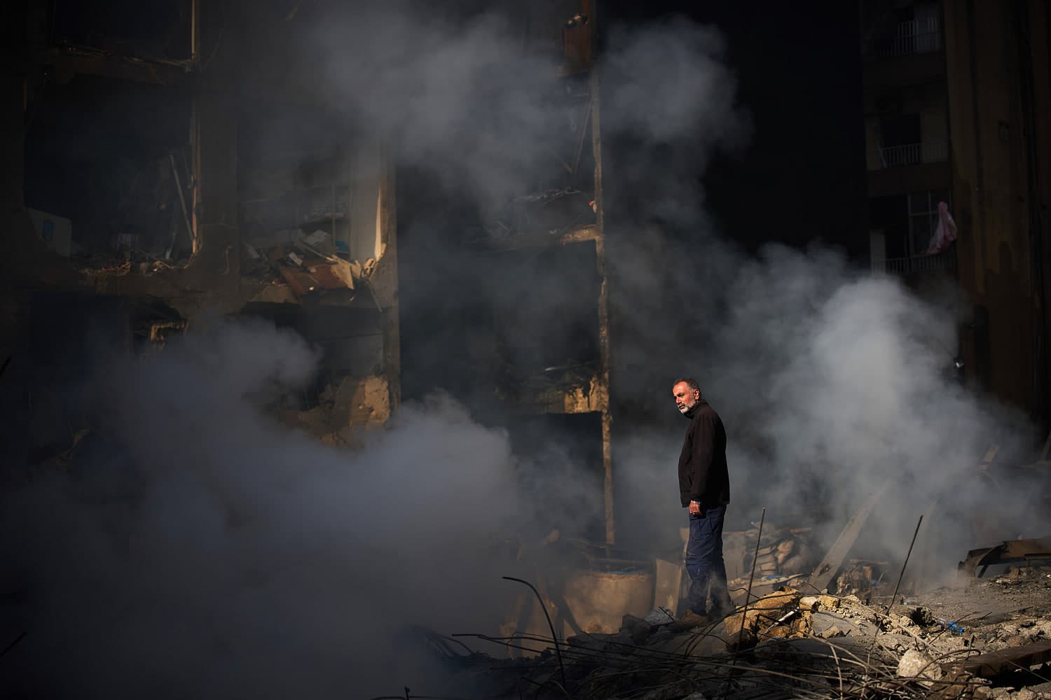 Israeli Airstrikes in Lebanon Result in Significant Casualties Amid Ceasefire Tensions
