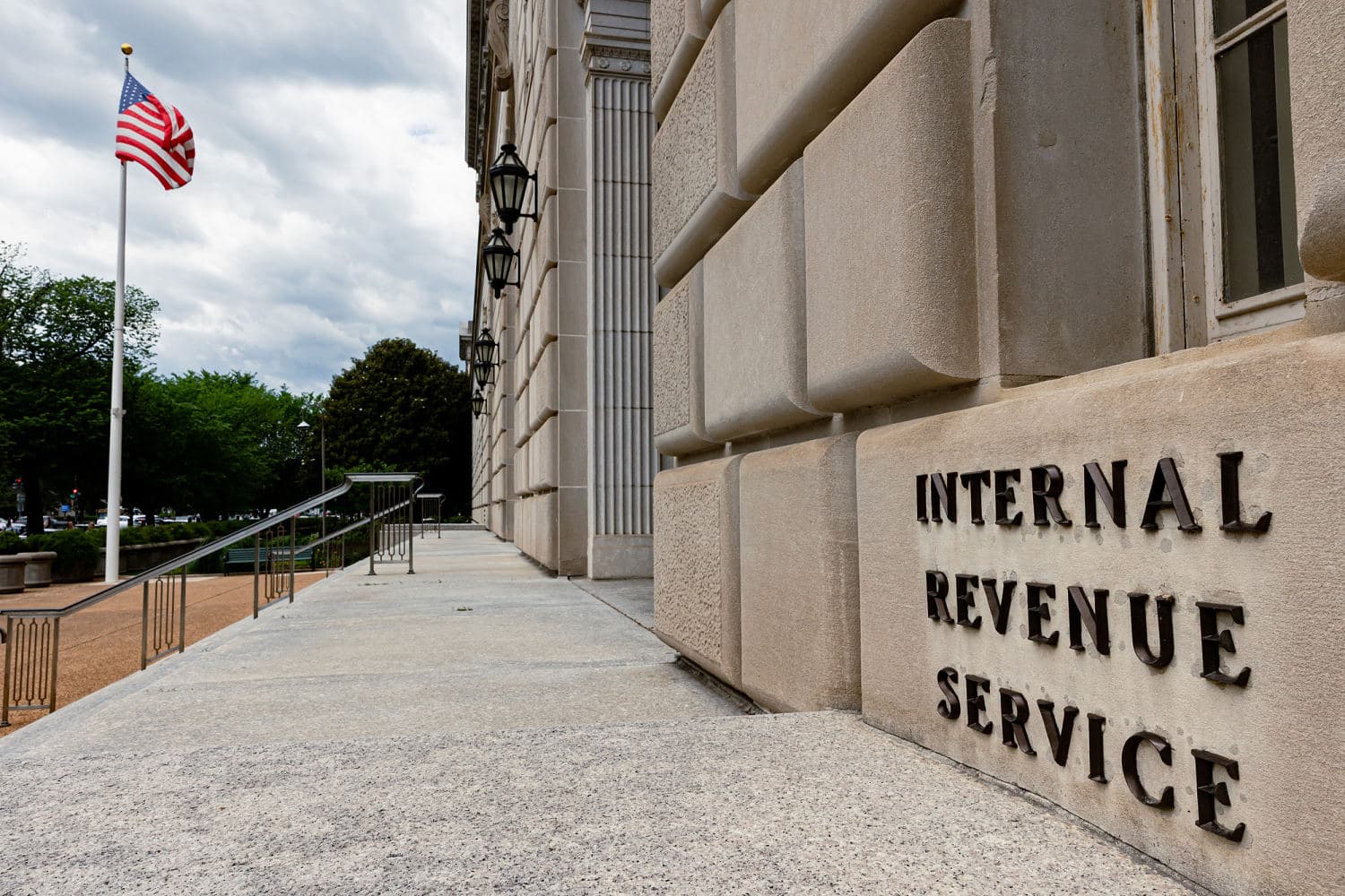 Trump and IRS Engage in Settlement Talks Over $10 Billion Tax Records Lawsuit