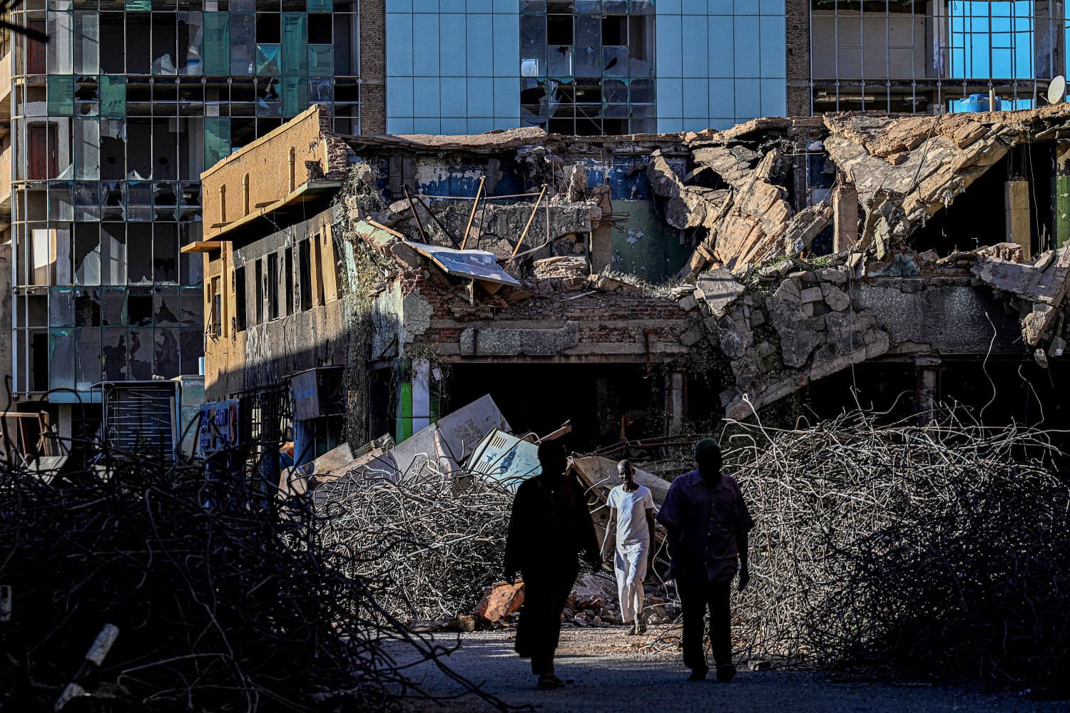 U.S. Treasury Sanctions Colombian Firms for Mercenary Recruitment in Sudan Civil War