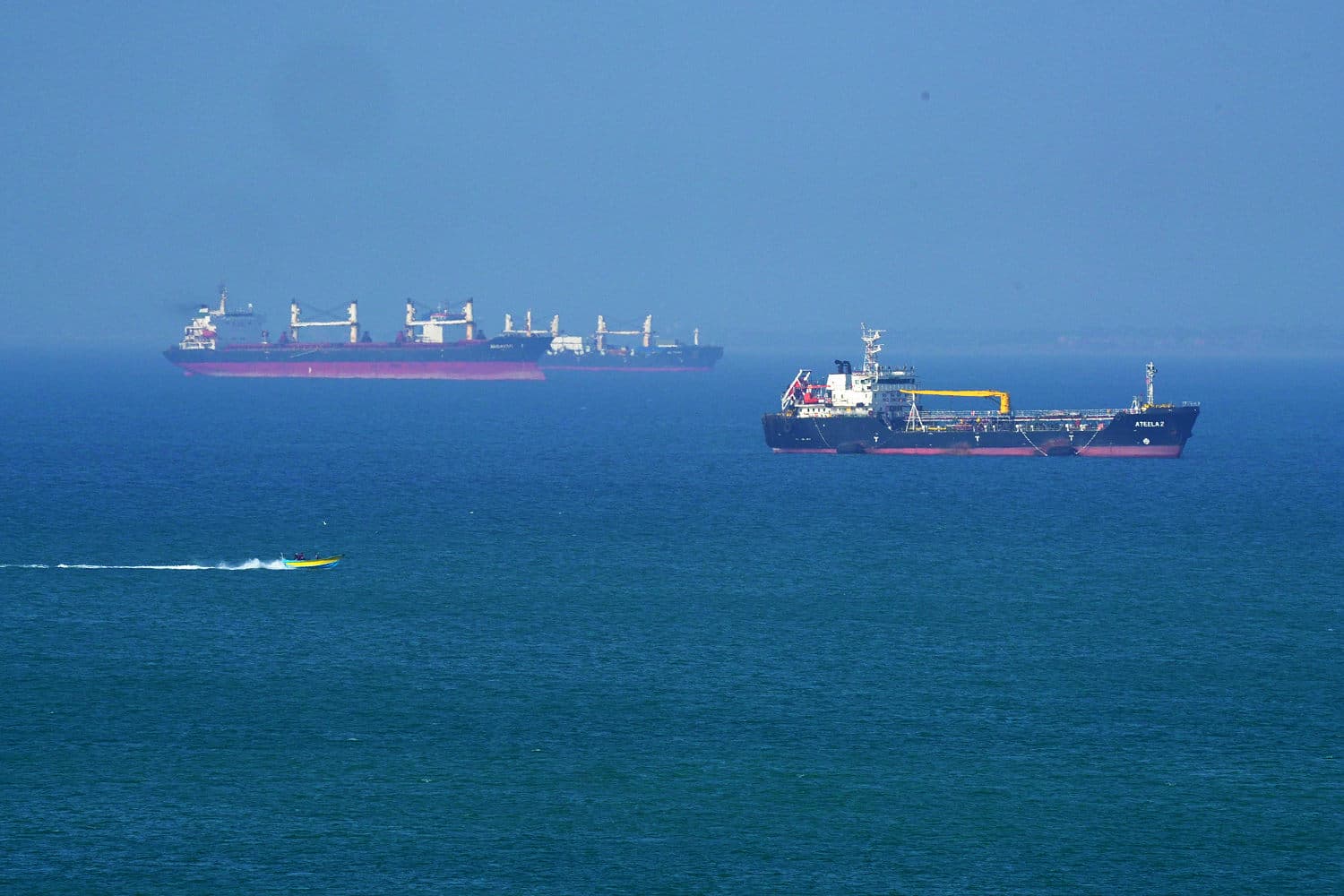Trump Issues Ultimatum to Iran Amid Military Standoff in Strait of Hormuz