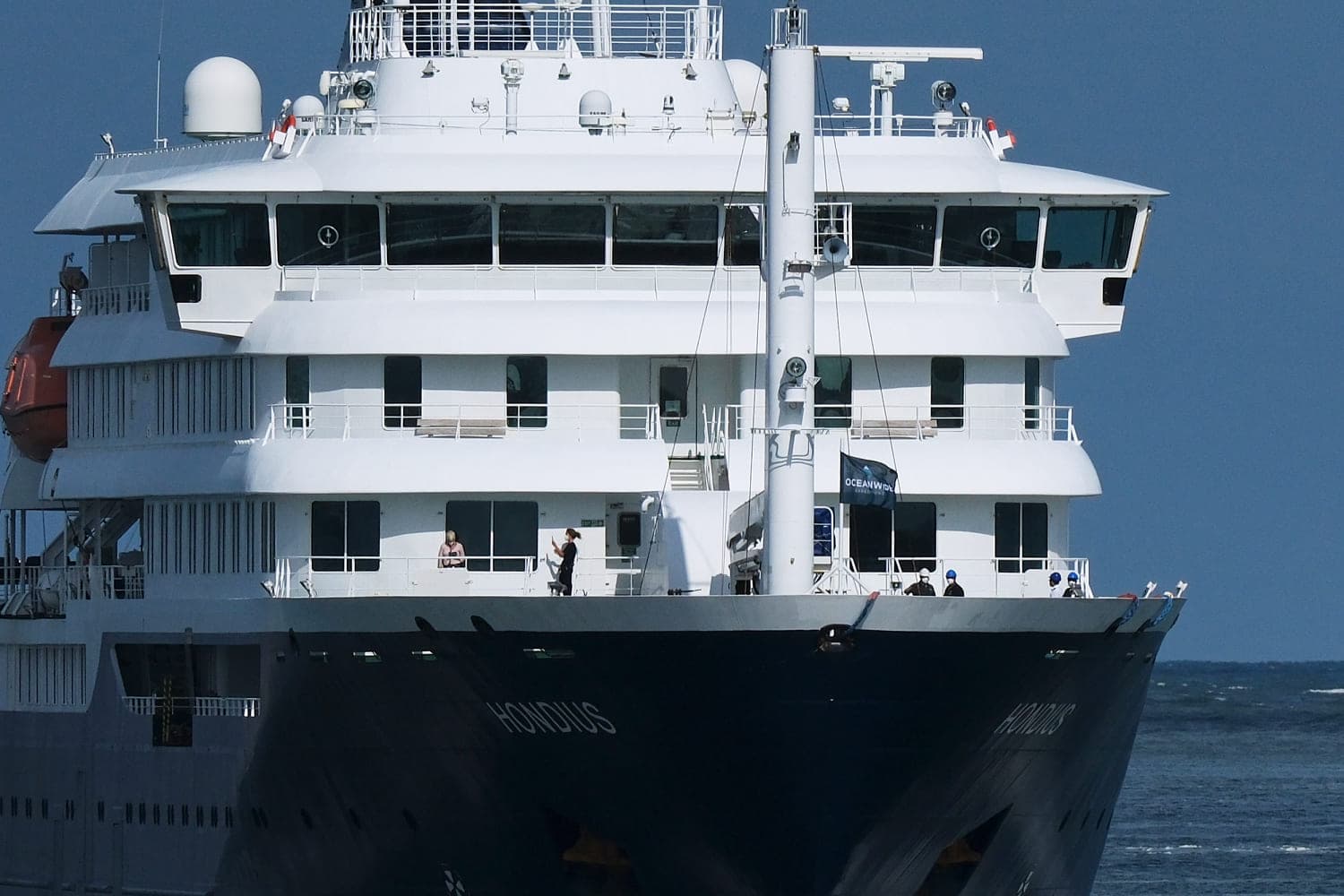 Cruise ship with hantavirus outbreak arrives in Netherlands after voyage marked by infections and fatalities