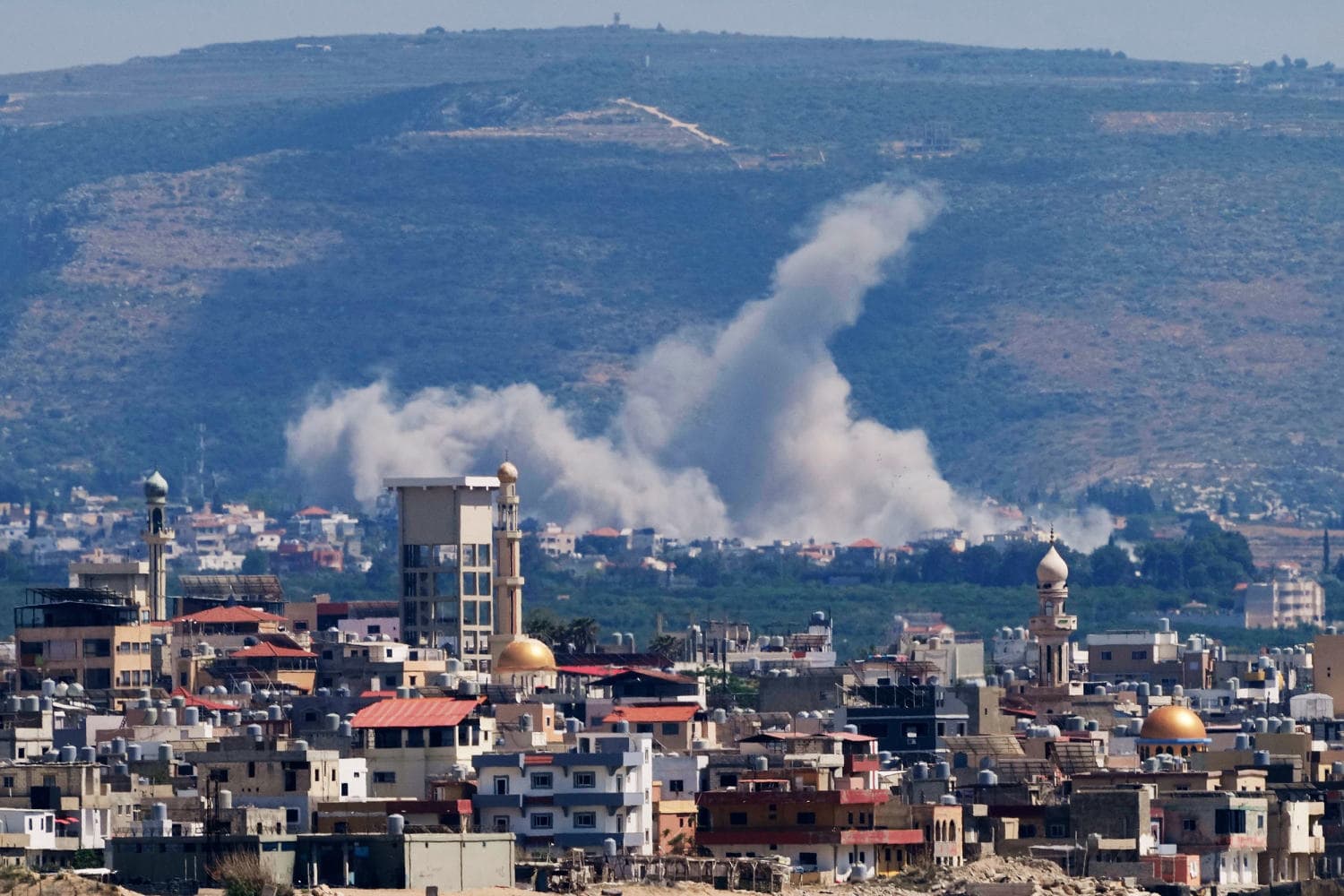 Renewed Hostilities Erupt Between Israel and Hezbollah Amid U.S. Ceasefire Efforts