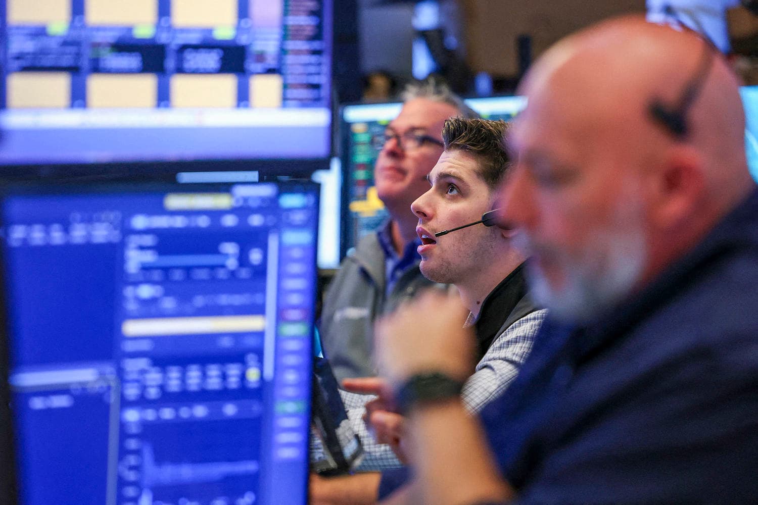 Stock market decline following unexpected jobs report