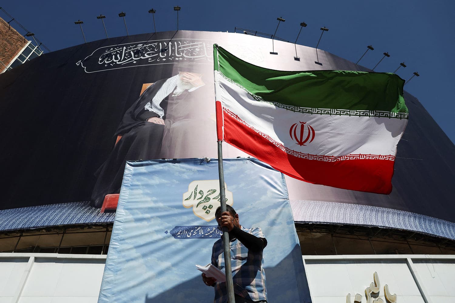 Renewed Fighting Between Israel and Hezbollah Escalates Tensions Over U.S.-Iran Ceasefire Agreement