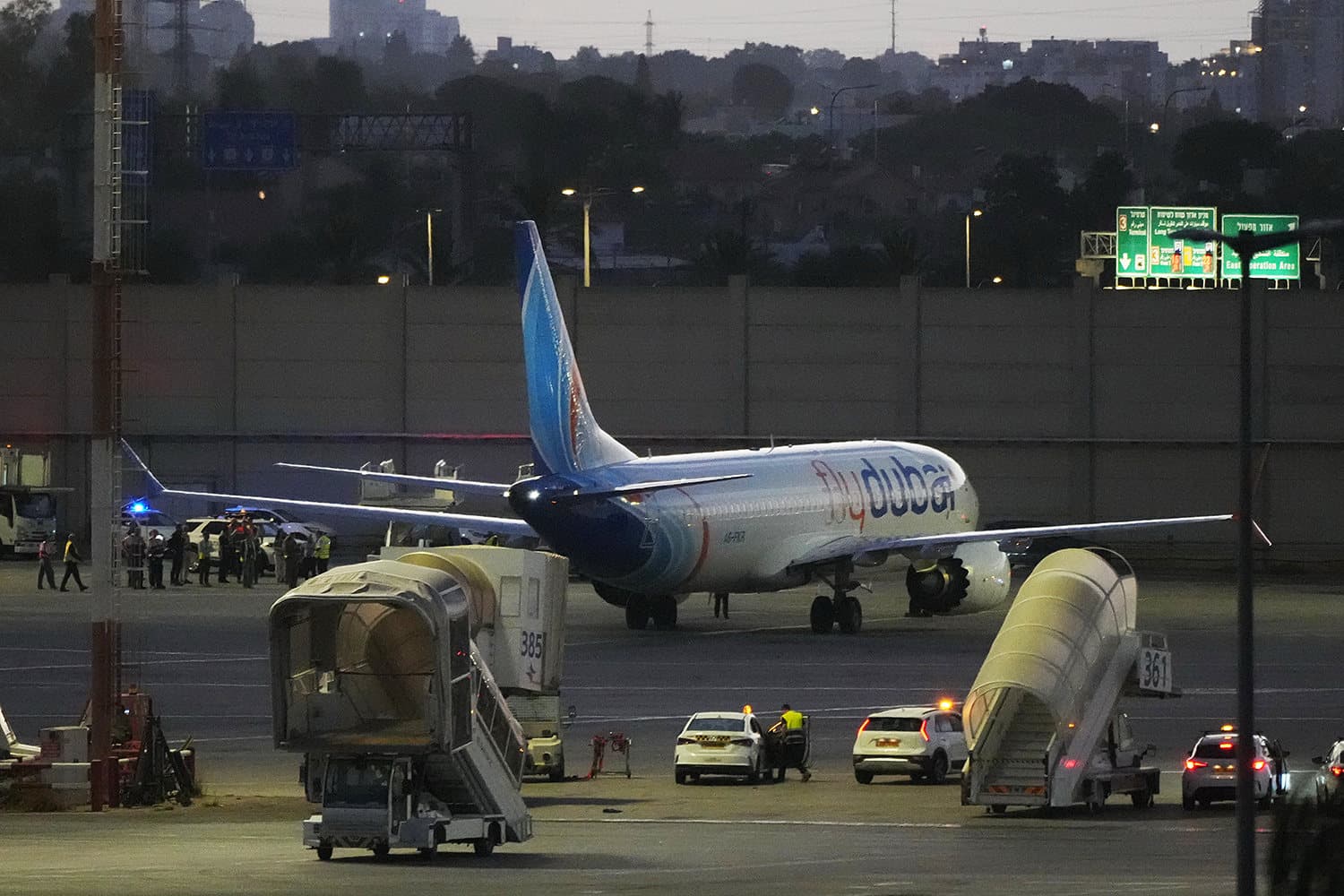 Infographic showing the timeline of the Flydubai cockpit attack and its implications for aviation security.