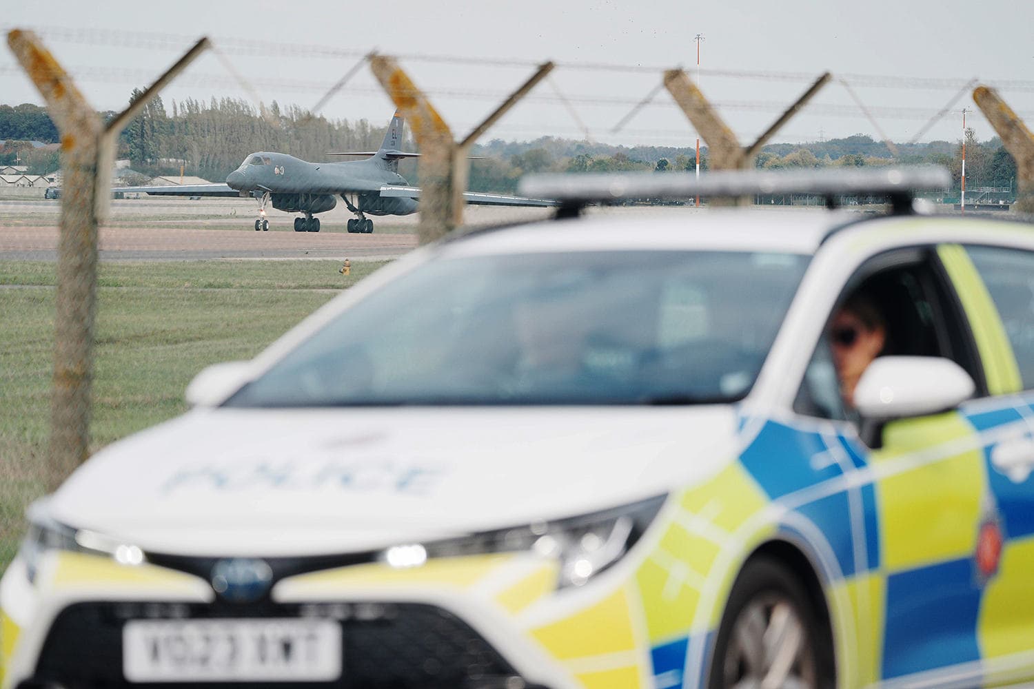 A graphic illustrating the U.S. Air Force's withdrawal of bombers from RAF Fairford amid Iranian drone attack threats.