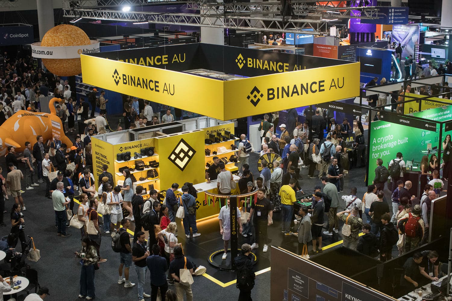 A graphic card displaying the stat 1.567 billion dollars frozen following the Binance security incident.