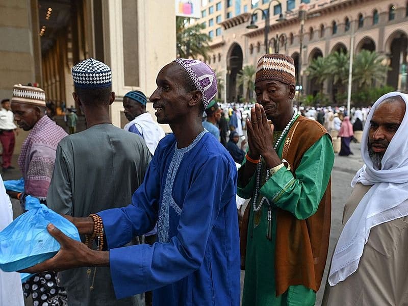 Saudi Arabia Implements Strict Food Safety Regulations for Hajj 2026