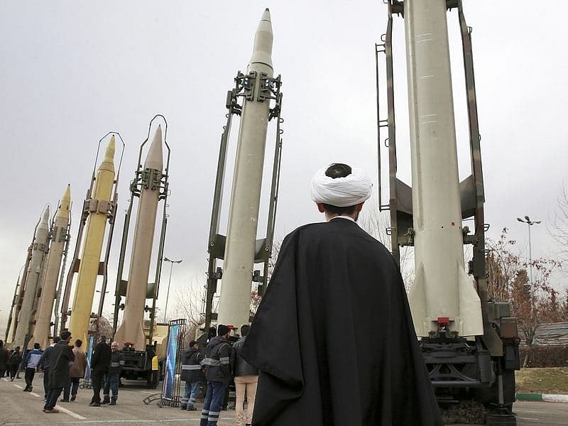 US and Iran leaders discussing the 14-point plan for peace