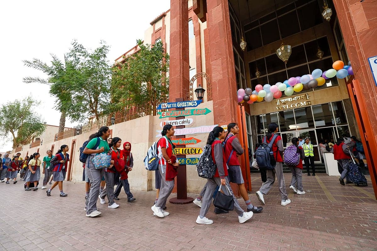 UAE Schools Extend Distance Learning Until April 17, 2026 Amid Regional Security Concerns