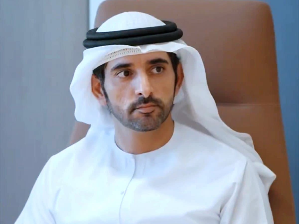 Sheikh Hamdan bin Mohammed engaging with gaming leaders at the Dubai Gaming Retreat.