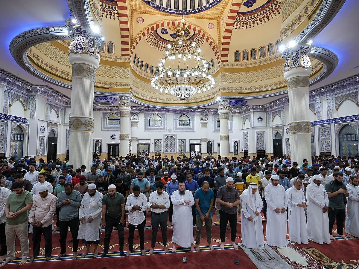UAE mosque sermon addressing drug abuse awareness