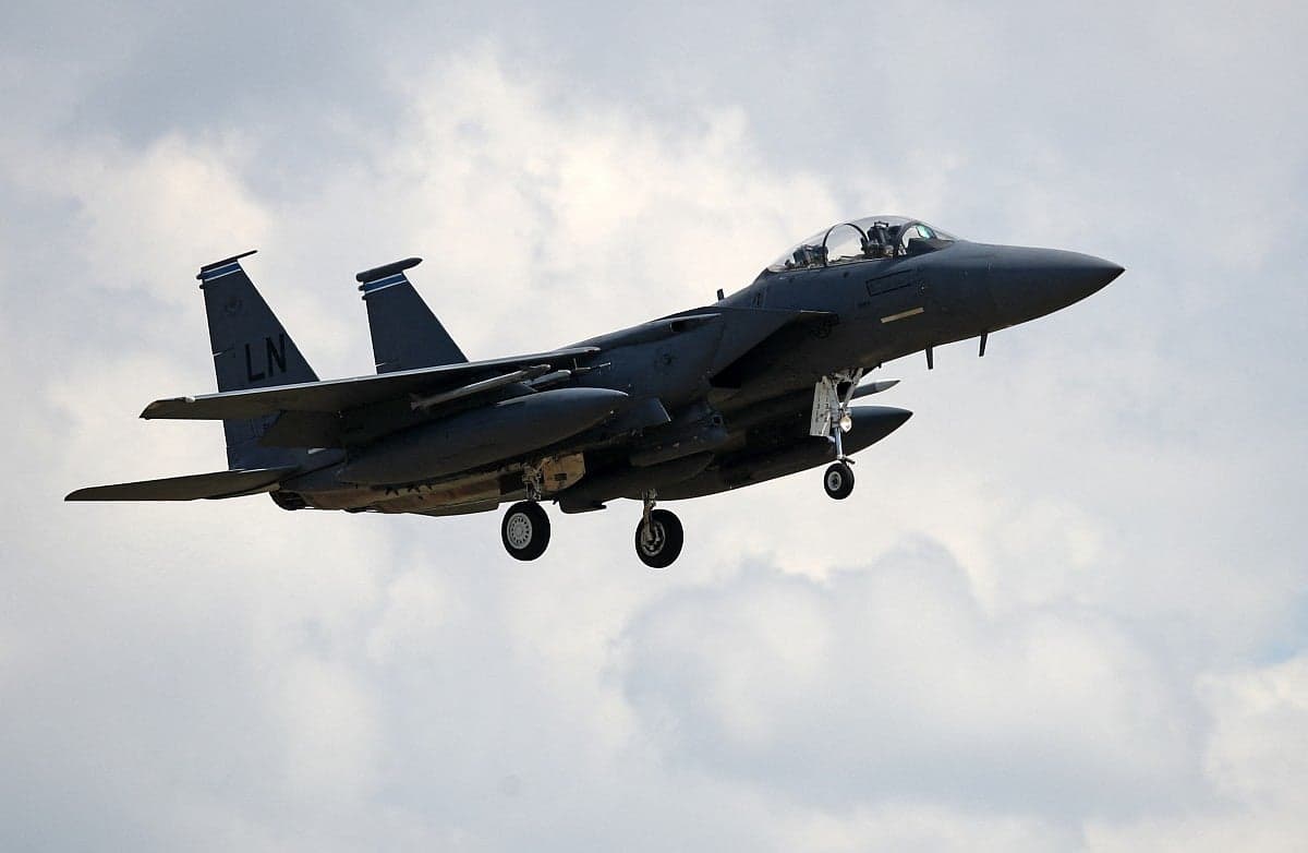 U.S. F-15E Shot Down by Iranian IRGC in Central Iran with One Crew Member Rescued