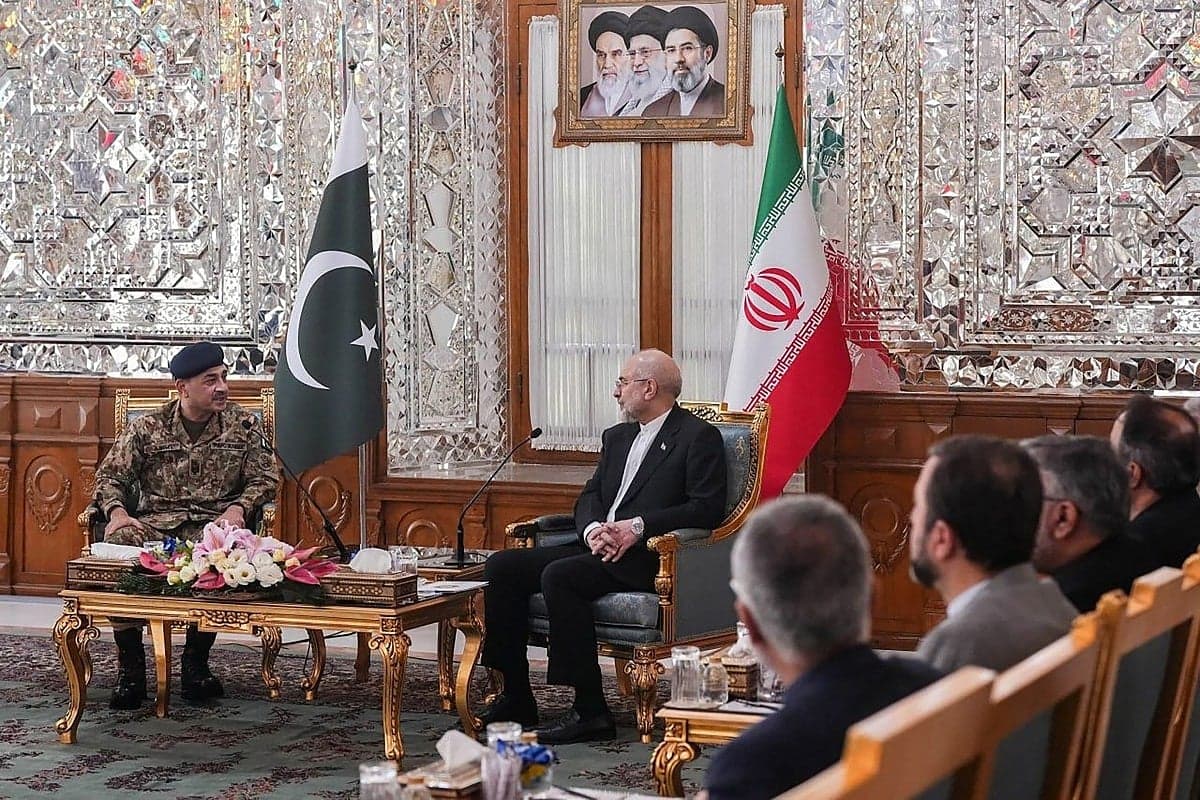 Pakistan's Leaders Complete Diplomatic Tours to Facilitate US-Iran Peace Talks