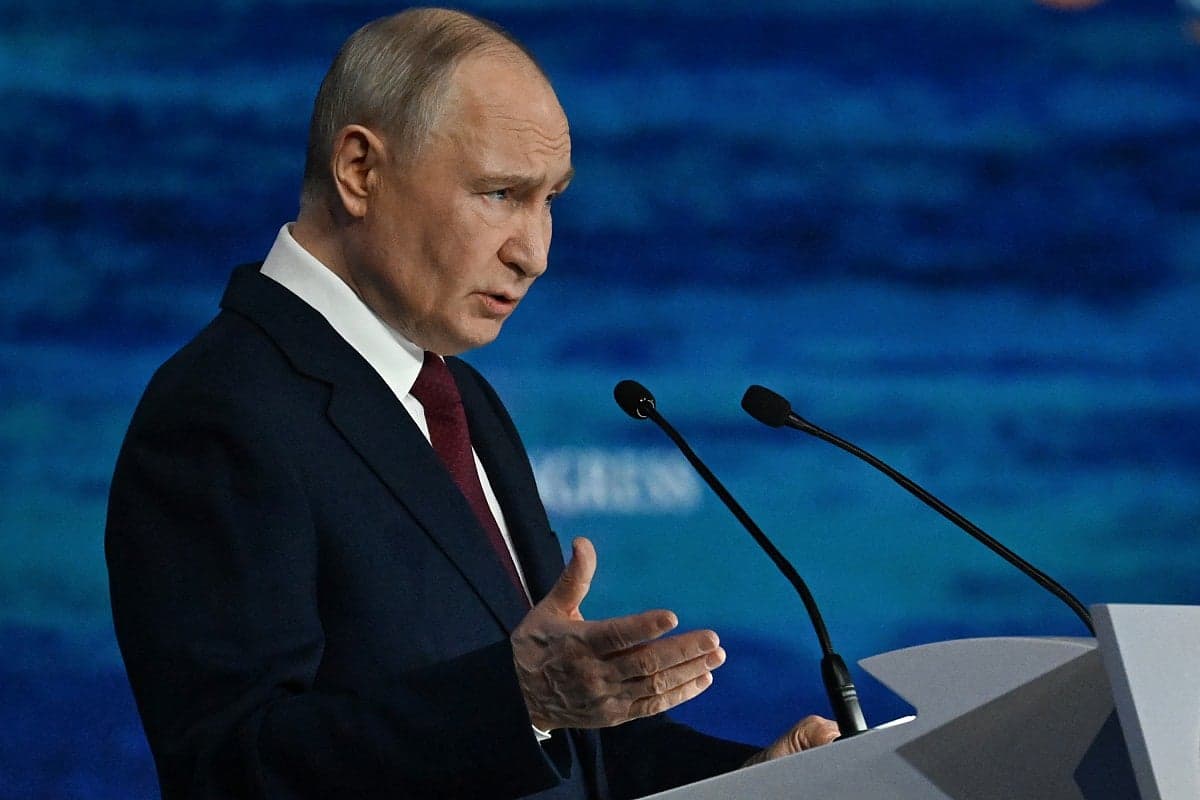 Putin Dismisses Zelenskyy's Peace Proposal Amid Escalating Conflict