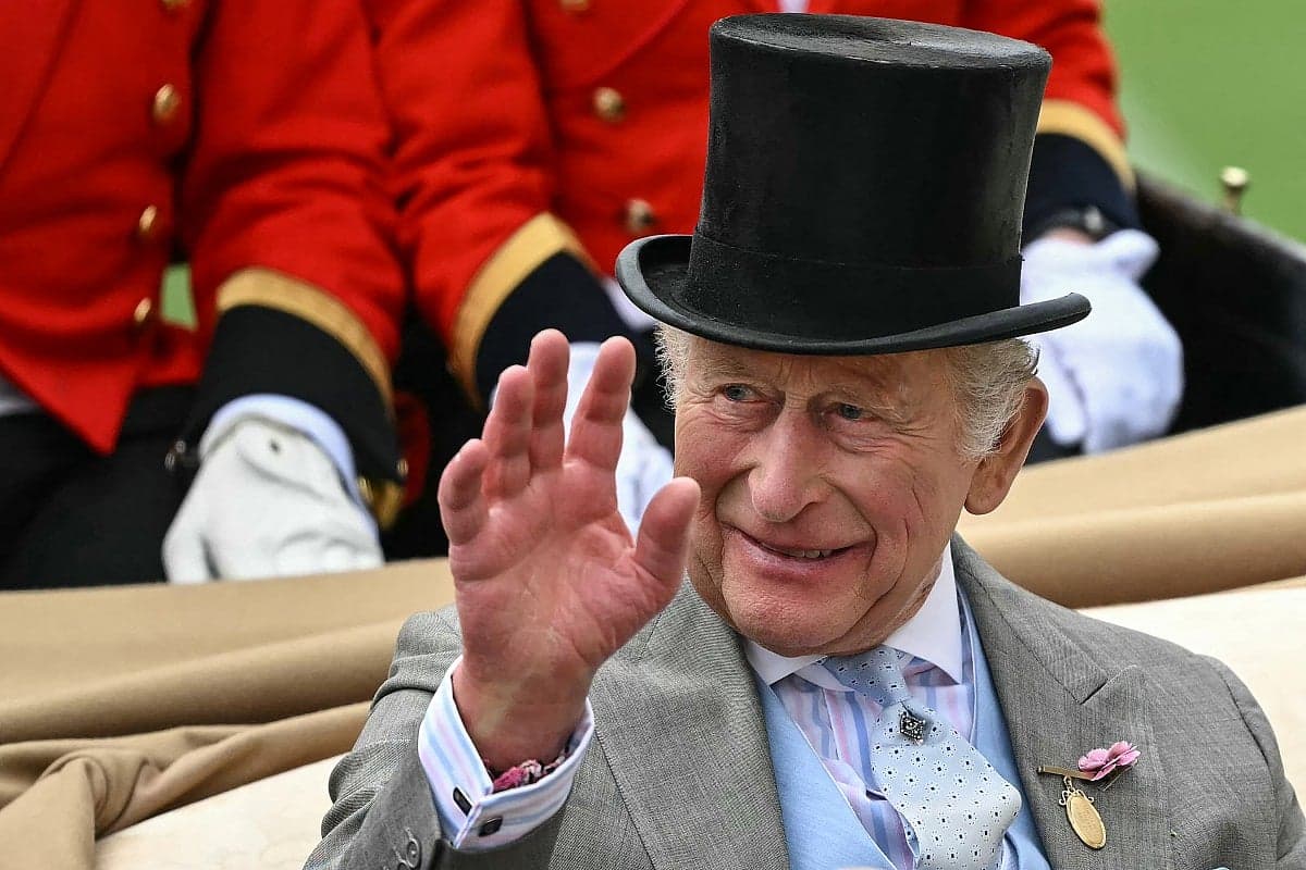 King Charles III to publicly disclose personal tax information
