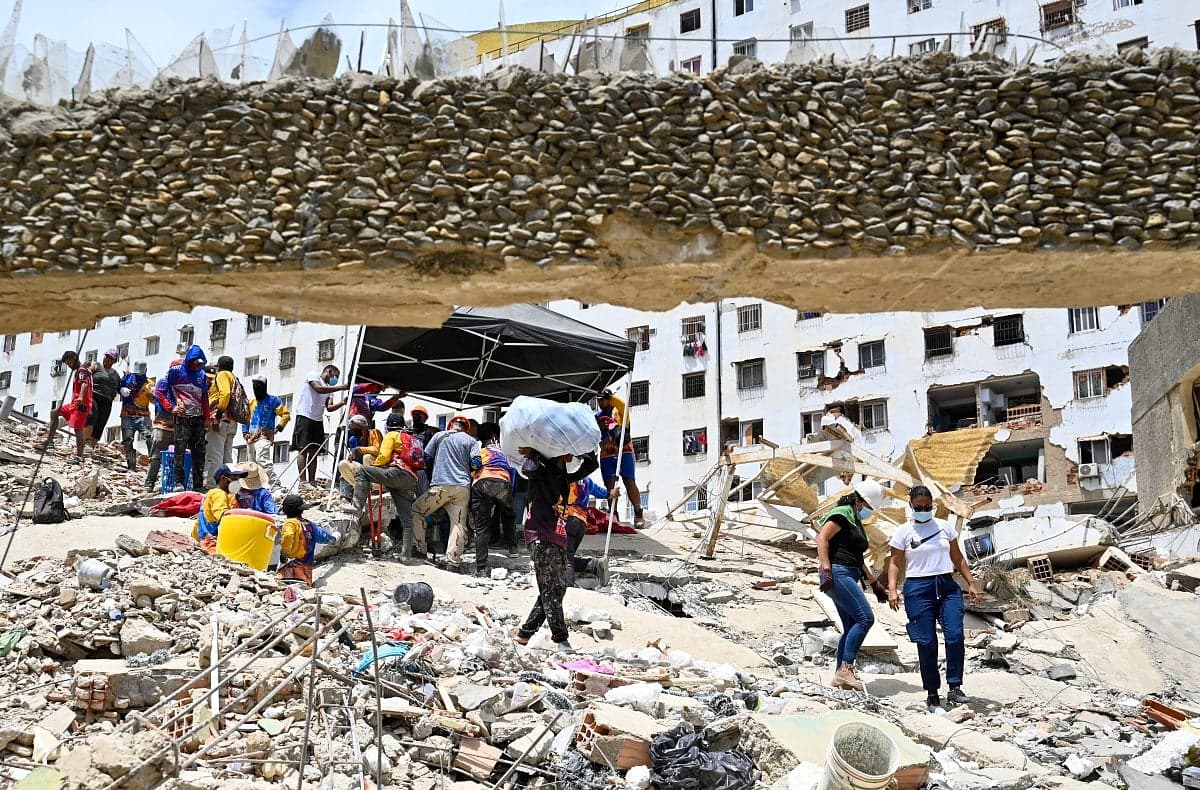 Aerial view of earthquake damage in Venezuela