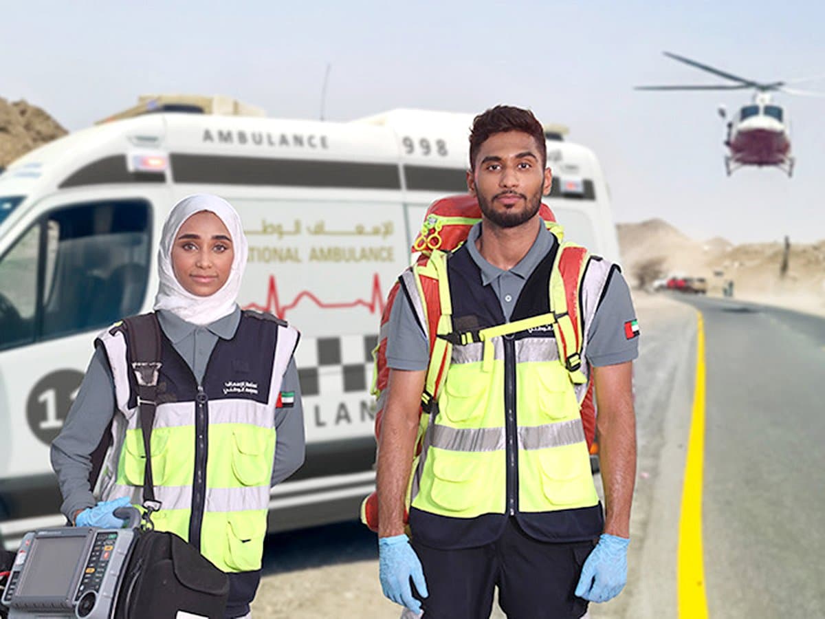 Emergency medical services in the UAE treating patients