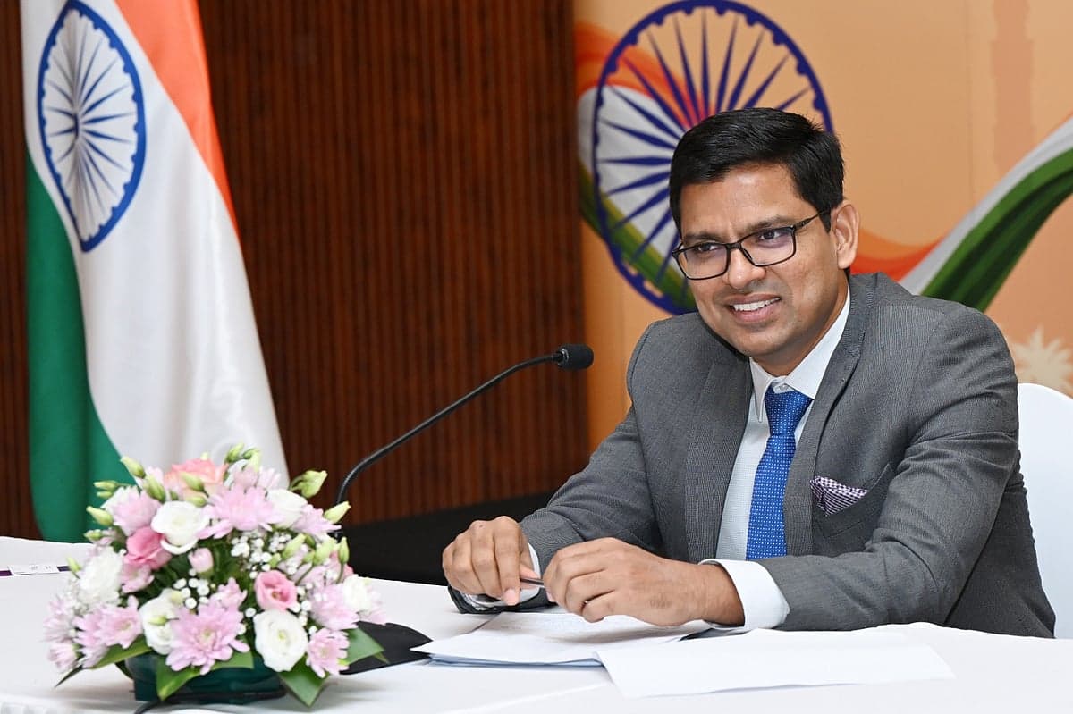Indian Consulate in Dubai enhances passport services for expats