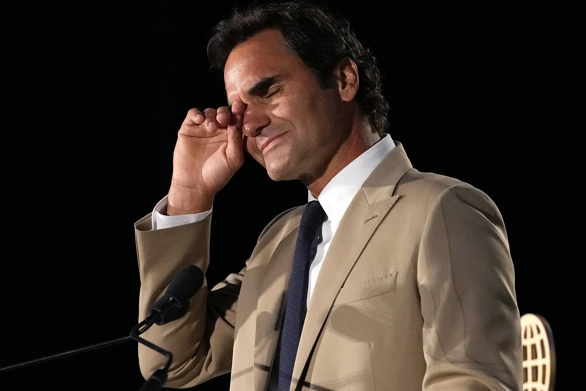 Roger Federer delivering an emotional speech during his Hall of Fame induction ceremony.
