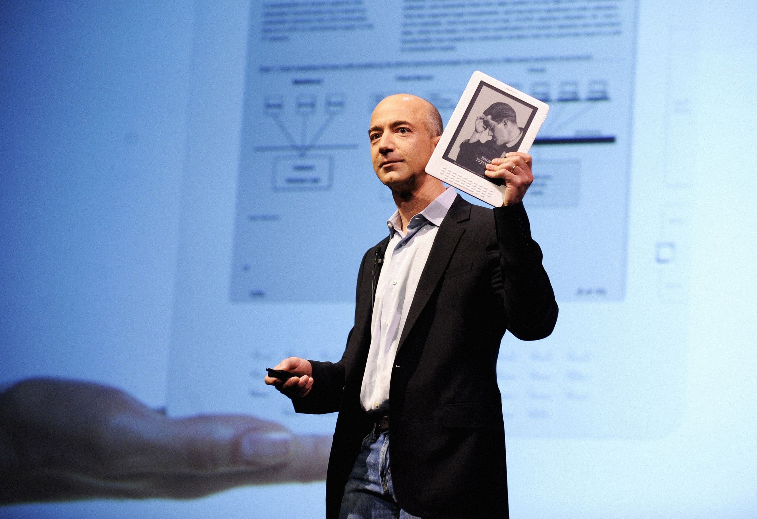 Amazon to End Kindle Store Support for Pre-2013 Devices by May 2026