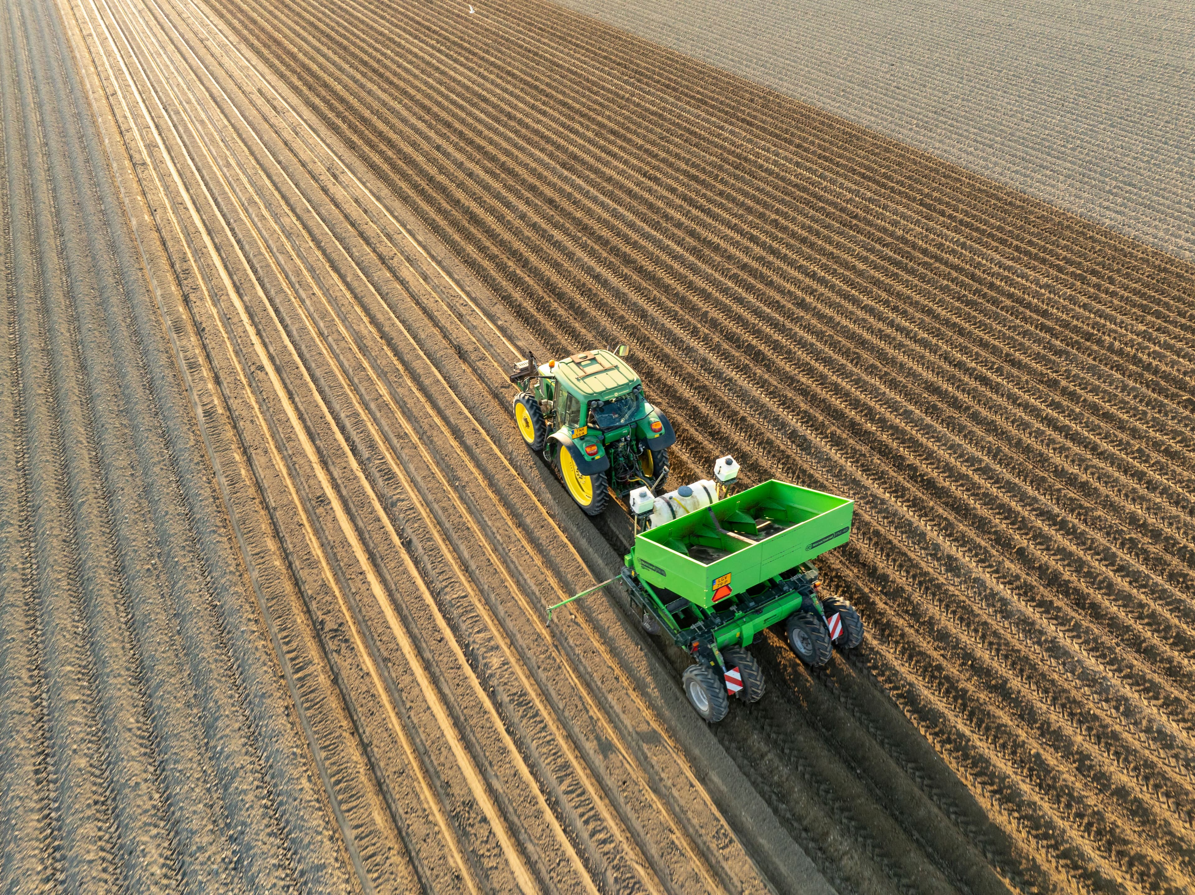 Deere & Company proposes $99 million settlement in antitrust lawsuit over repair services monopoly