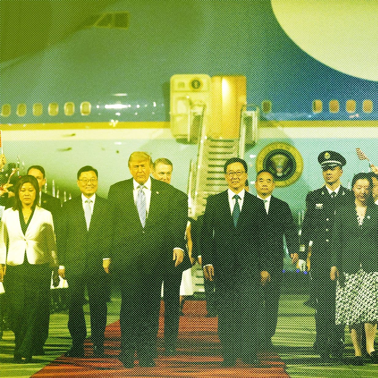 President Xi Jinping and Donald Trump during a meeting in China.