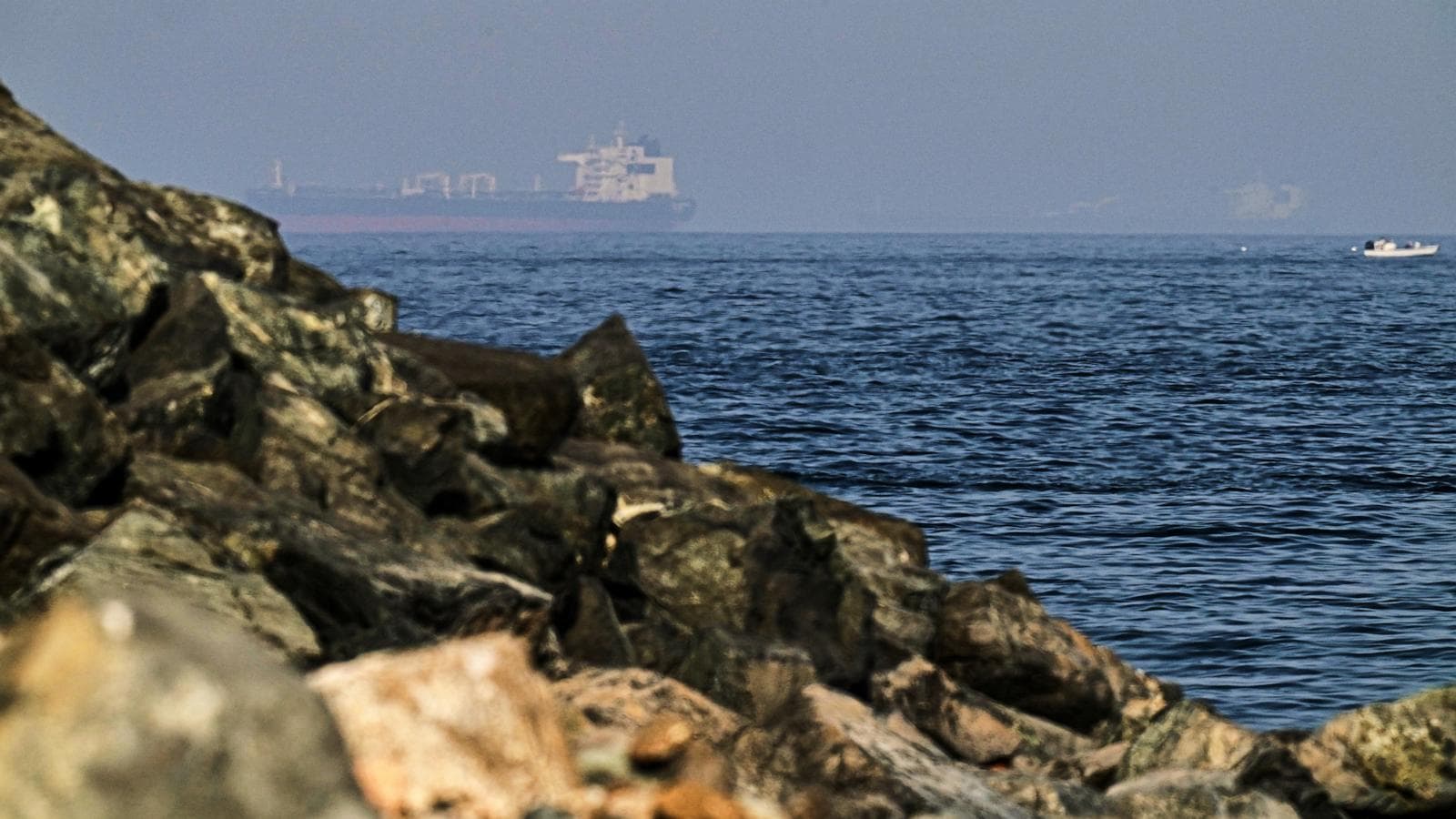 U.S. Marines boarding an Iranian oil tanker in the Gulf of Oman