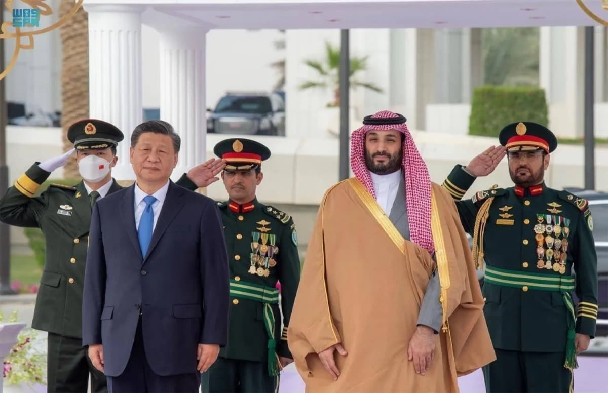 Xi Jinping Calls for Open Passage Through Strait of Hormuz Amid U.S.-Iran Tensions