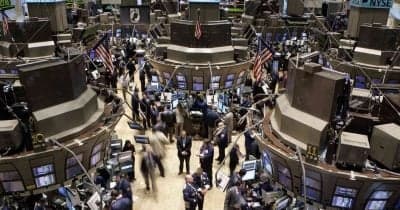 Illustration of tech stock sales impacting the bond market.